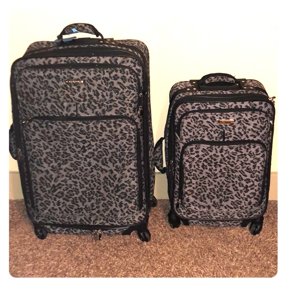 Cheetah luggage set
